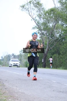 Runner Photo 2038608