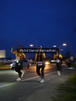 Runner Photo 2038610