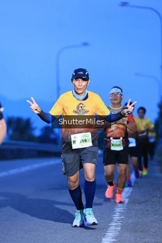Runner Photo 2038612