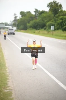 Runner Photo 2038630