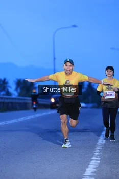 Runner Photo 2038684