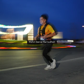 Runner Photo 2038702
