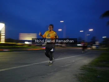 Runner Photo 2038768