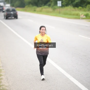 Runner Photo 2038784