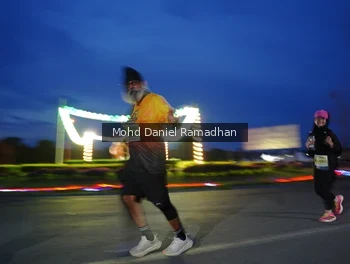 Runner Photo 2038788