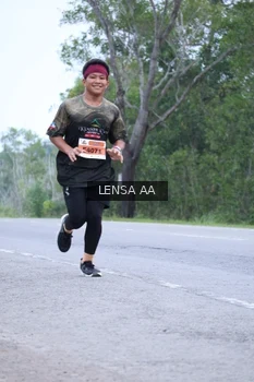 Runner Photo 2038806