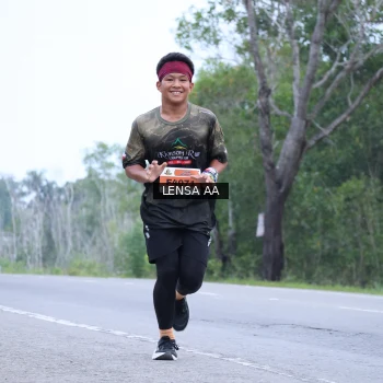Runner Photo 2038814