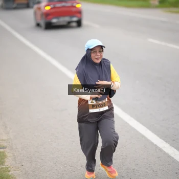 Runner Photo 2038840