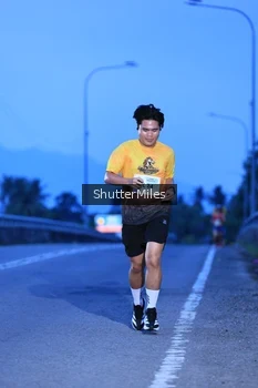 Runner Photo 2038851