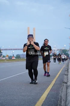 Runner Photo 2038878