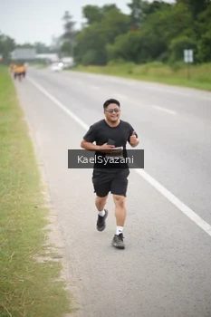 Runner Photo 2038904
