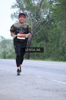 Runner Photo 2038923