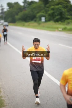 Runner Photo 2038973