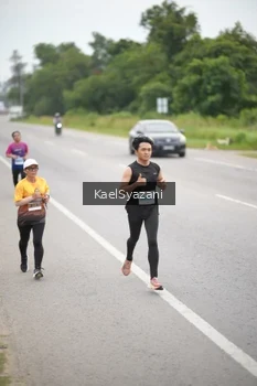 Runner Photo 2039014