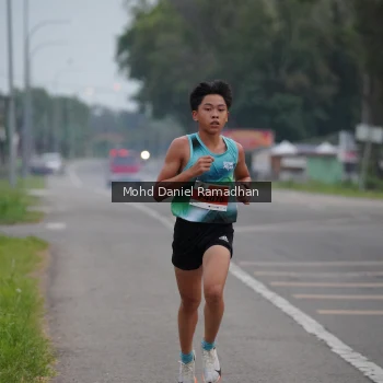 Runner Photo 2039023