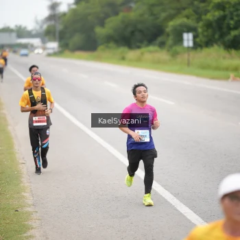 Runner Photo 2039053