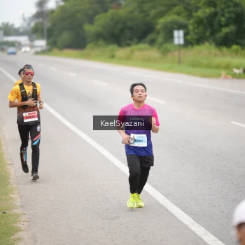 Runner Photo 2039055