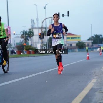 Runner Photo 2039083