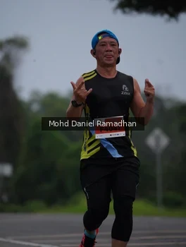 Runner Photo 2039084