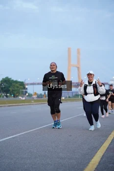 Runner Photo 2039115