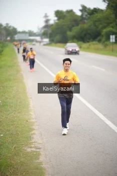 Runner Photo 2039166