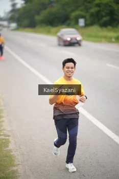 Runner Photo 2039177