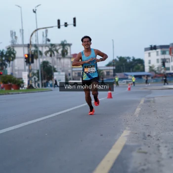 Runner Photo 2039211