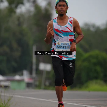 Runner Photo 2039229