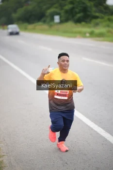 Runner Photo 2039233