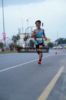 Runner Photo 2039244