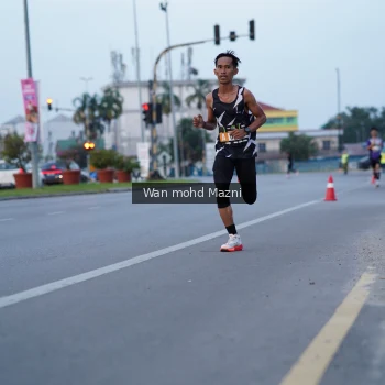 Runner Photo 2039266