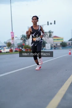 Runner Photo 2039303