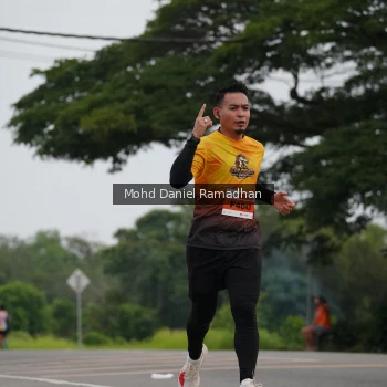 Runner Photo 2039339