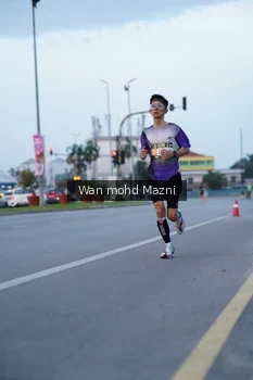 Runner Photo 2039356