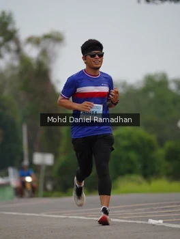 Runner Photo 2039359