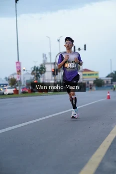 Runner Photo 2039366