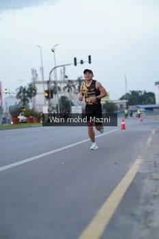 Runner Photo 2039387