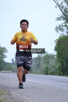 Runner Photo 2039419