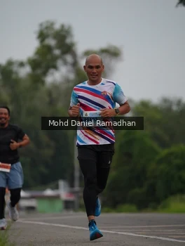 Runner Photo 2039420