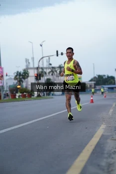 Runner Photo 2039444