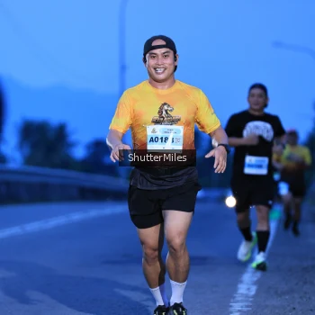 Runner Photo 2039455