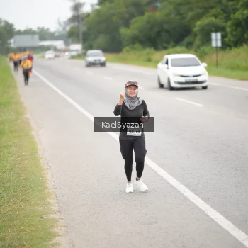 Runner Photo 2039456