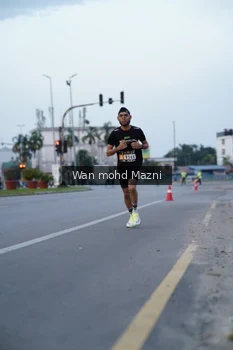 Runner Photo 2039466