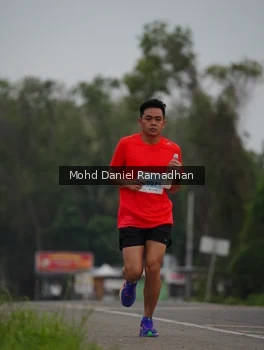 Runner Photo 2039467