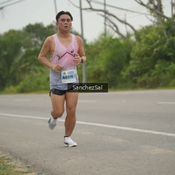 Runner Photo 2039480