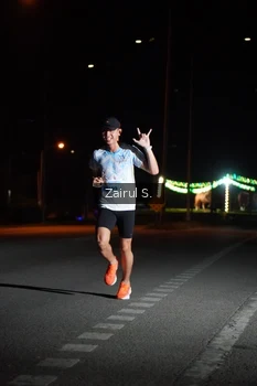 Runner Photo 2039482