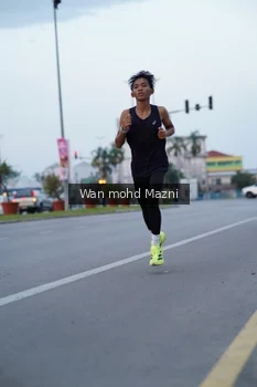 Runner Photo 2039528