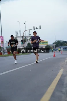 Runner Photo 2039546