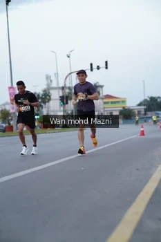 Runner Photo 2039557