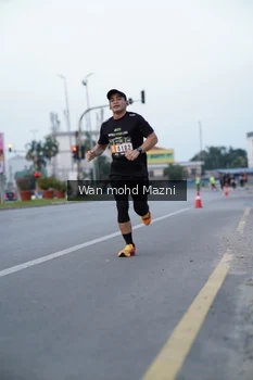 Runner Photo 2039575